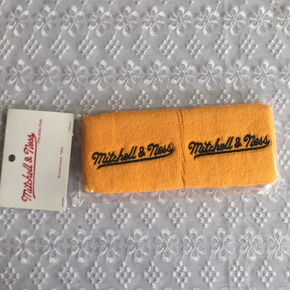 Mitchell & Ness Wristband